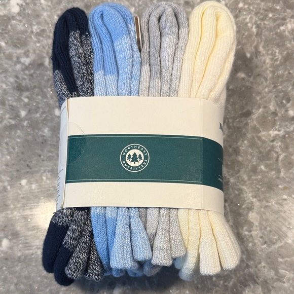 Northeast Outfitters White Hiking Socks for Men - Picture 2 of 4